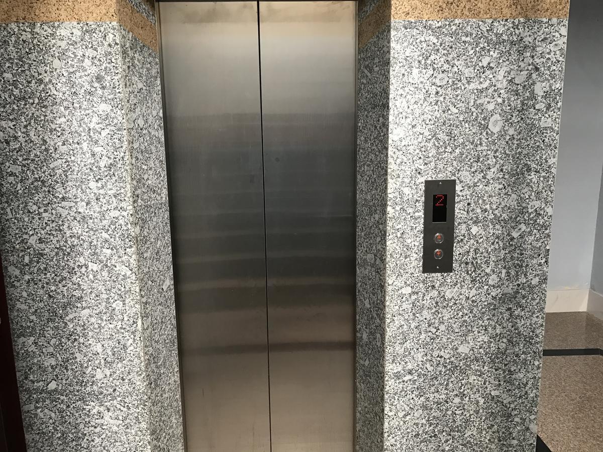 黄沙荡酒店1号 芹苴 外观 照片